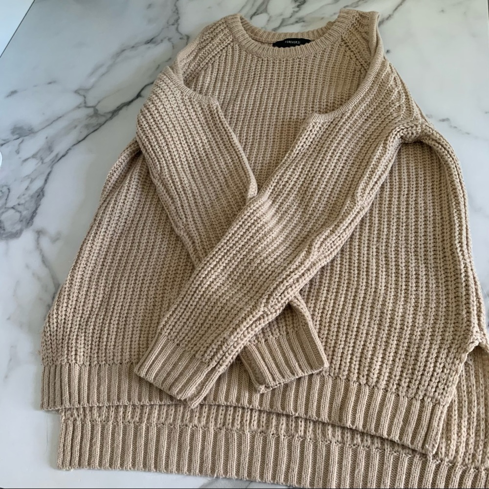 Oversized Knit No Shoulder Sweater